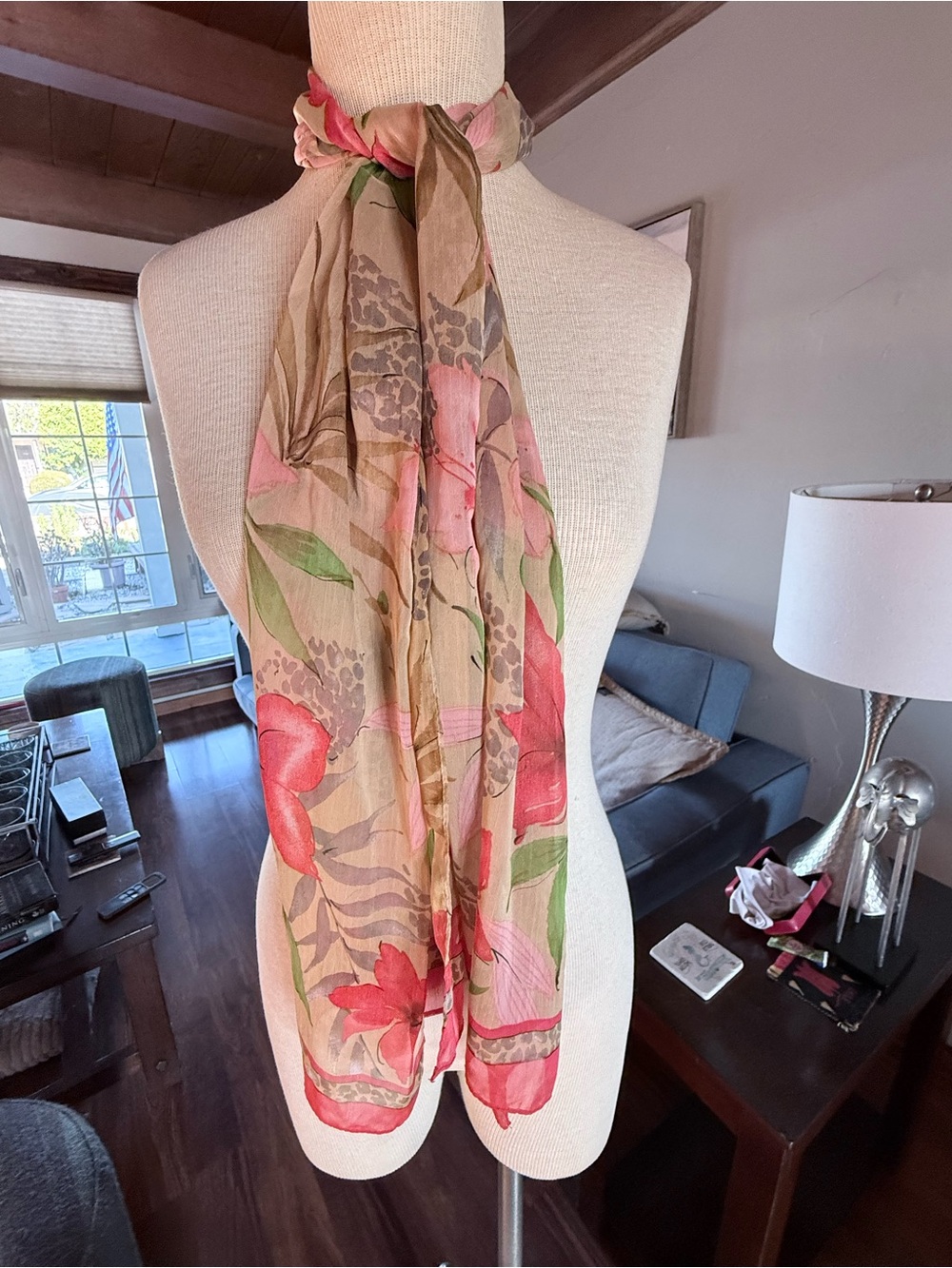 Floral Lightweight Rectangular Scarf in Beige and Pink